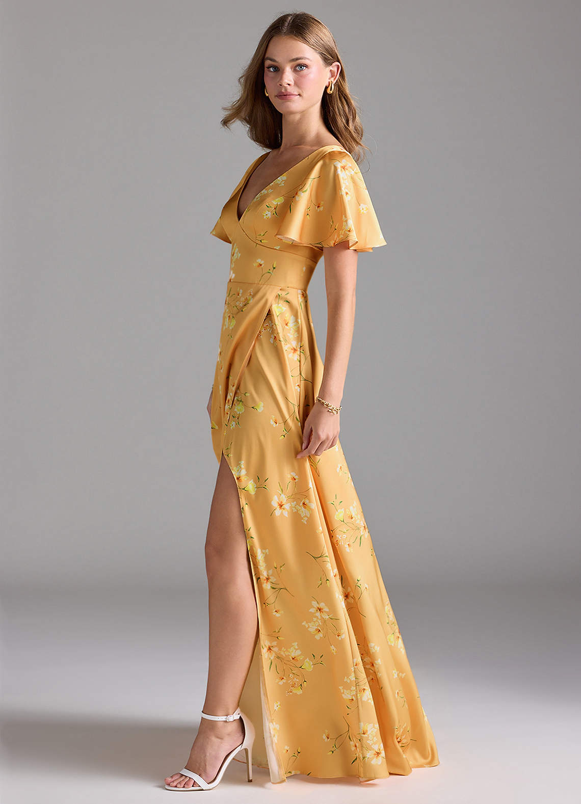 Azazie Lani Brautjungfernkleider A-Linie Volantärmel Stretch-Satin Kleid Goldene Blüten image1