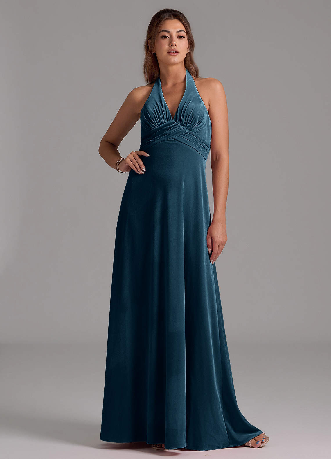 Azazie Tessie Vestidos de damas de honor Vestido de Topacio Azul de terciopelo de Corte en A con Plisado image1