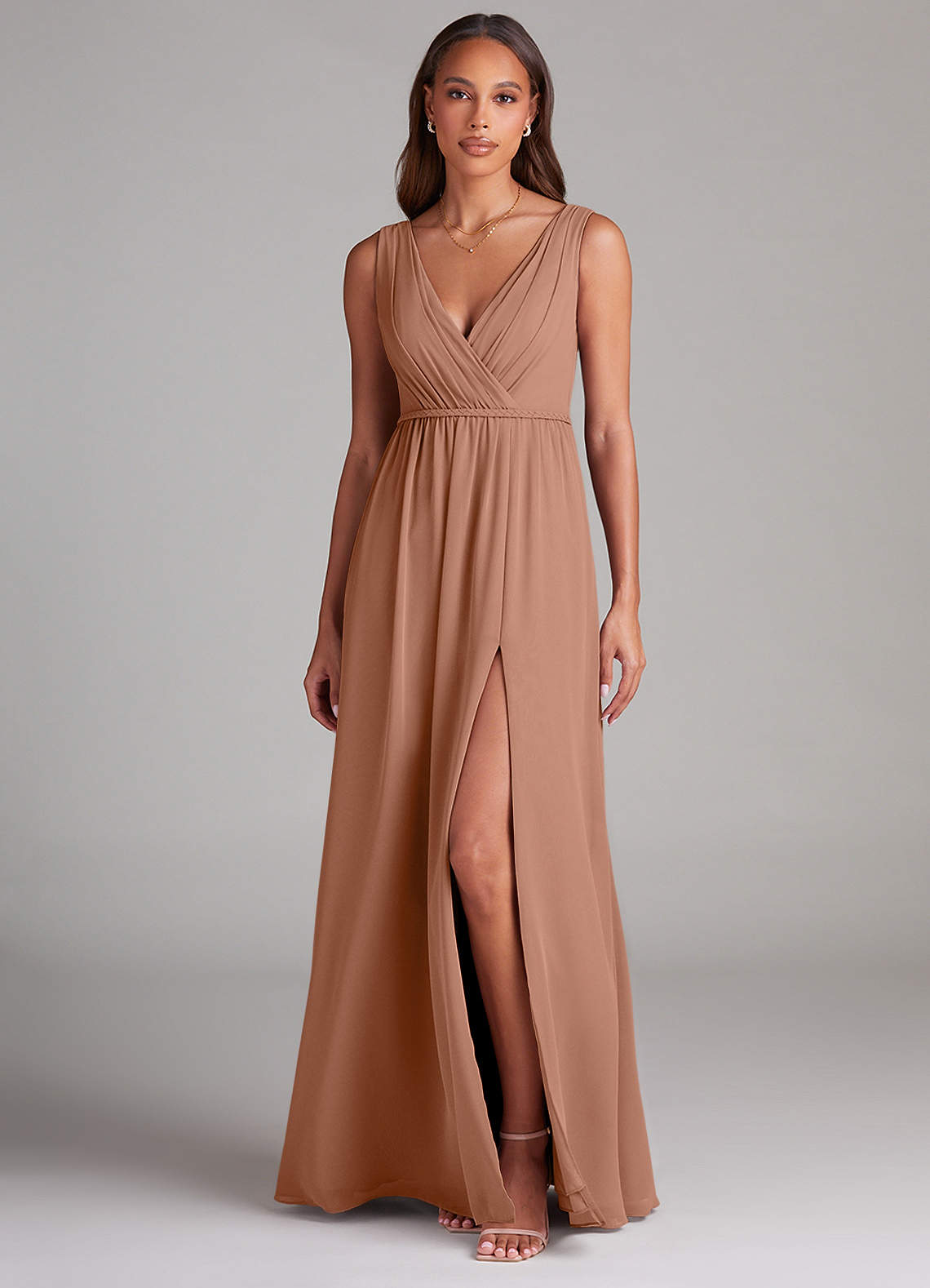 Azazie Tanicia Robes de demoiselle d'honneur Robe Trapèze en Mousseline de soie Plissée Bronze image1
