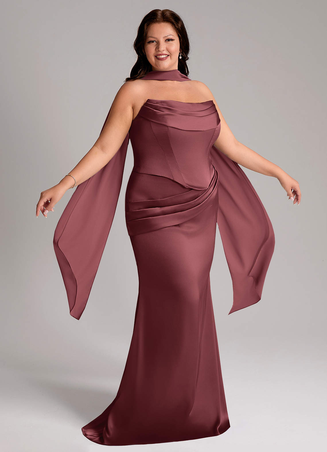 Azazie Sorrel Vestidos de damas de honor Vestido de Merlot de Satén Elástico de Corte Sirena Convertible con Sin tirantes image8