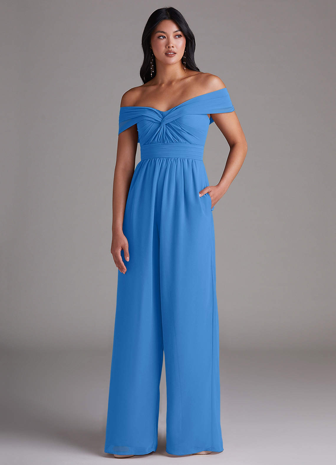 Azazie Lamara Robes de demoiselle d'honneur Combinaison Convertible en Mousseline de soie Épaule décolletée Geai Bleu image1