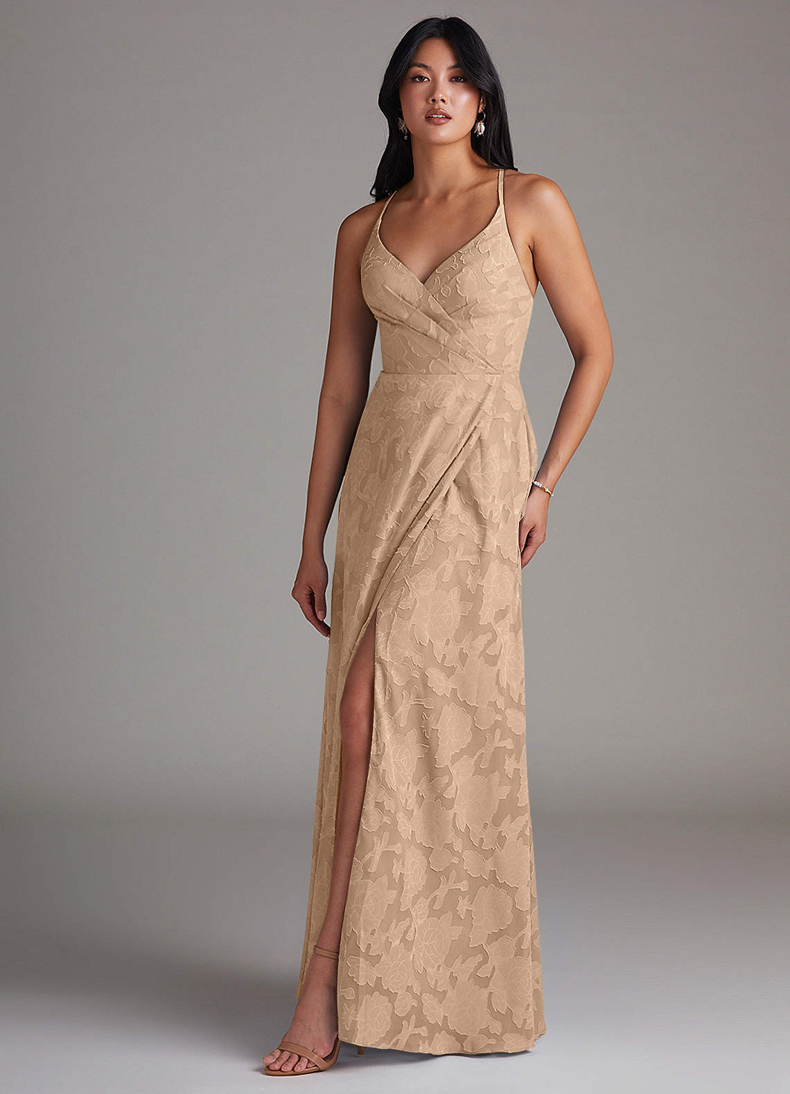 Azazie Davis Abiti da Damigella Abito A-Line in Burnout Floreale Plissettato Champagne image1