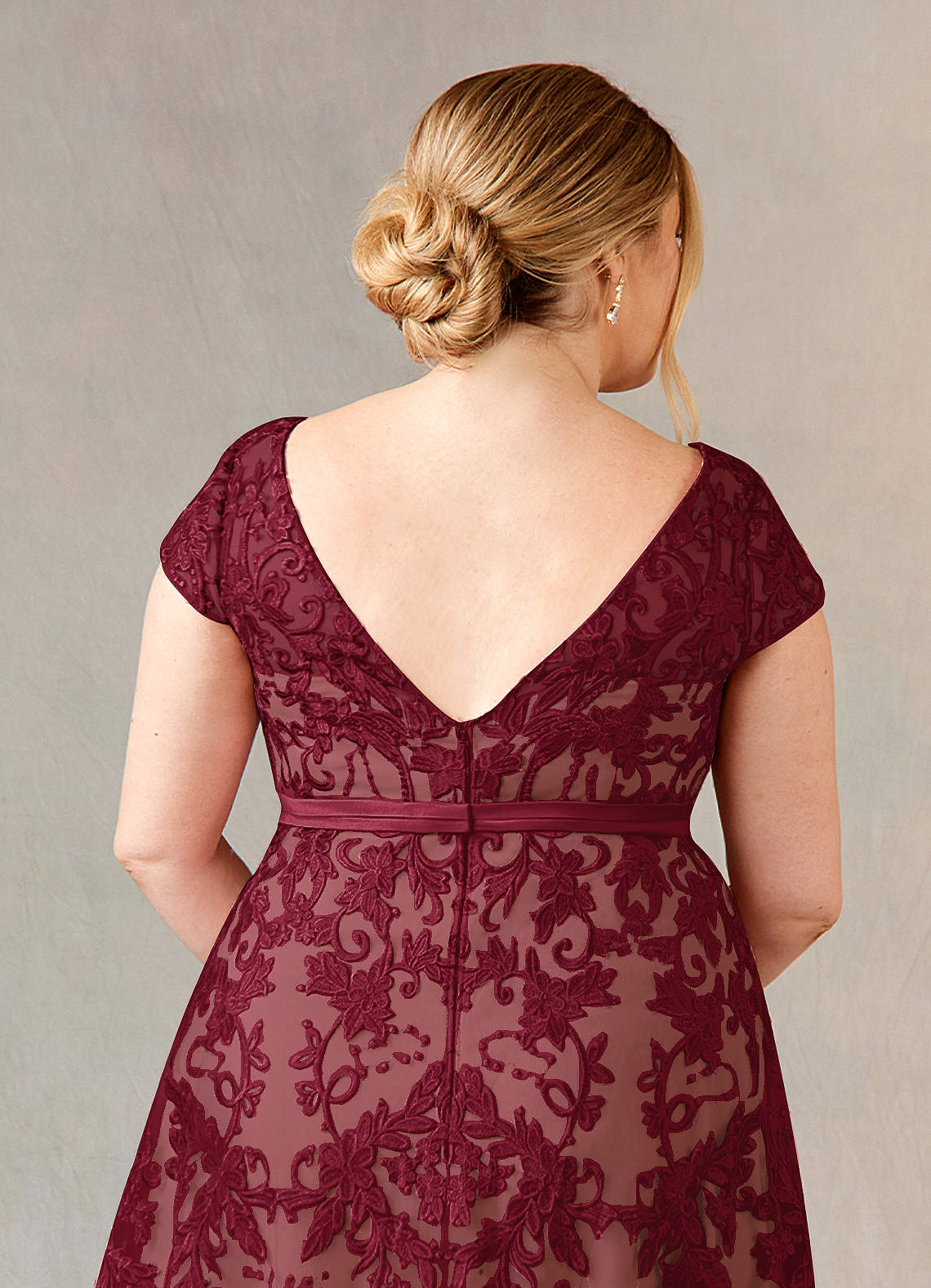 Azazie Sanna At-home Try On Dresses Burgundy Champagne A-Line Scoop Lace Tulle Dress image11