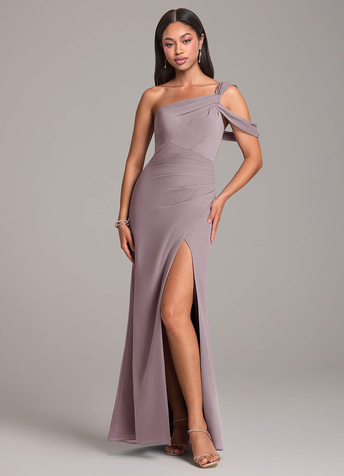 Azazie Wynter Brautjungfernkleider Etui Schulterfrei Chiffon Kleid Dämmerung image1