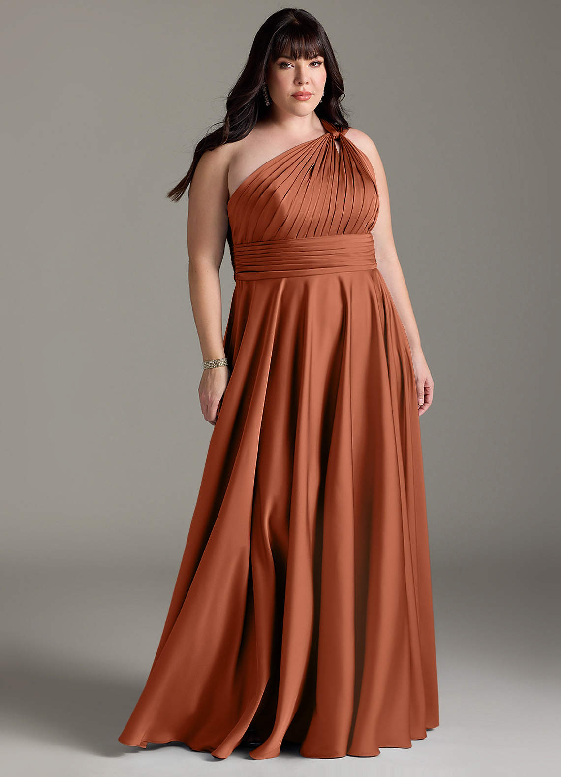 Azazie Charlize Robes de demoiselle d'honneur Robe Trapèze en Satin extensible Ue épaule Rose De Cèdre image8