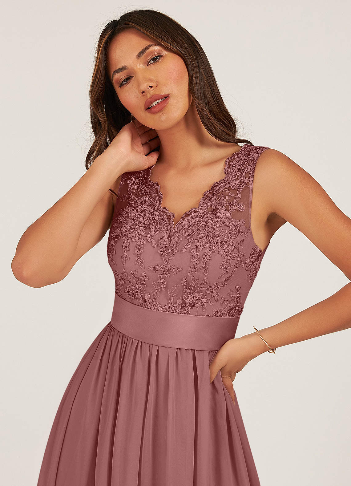 Azazie Gertrude Brudepigekjoler En streg Blonder Chiffon Sweep Train Kjole image5