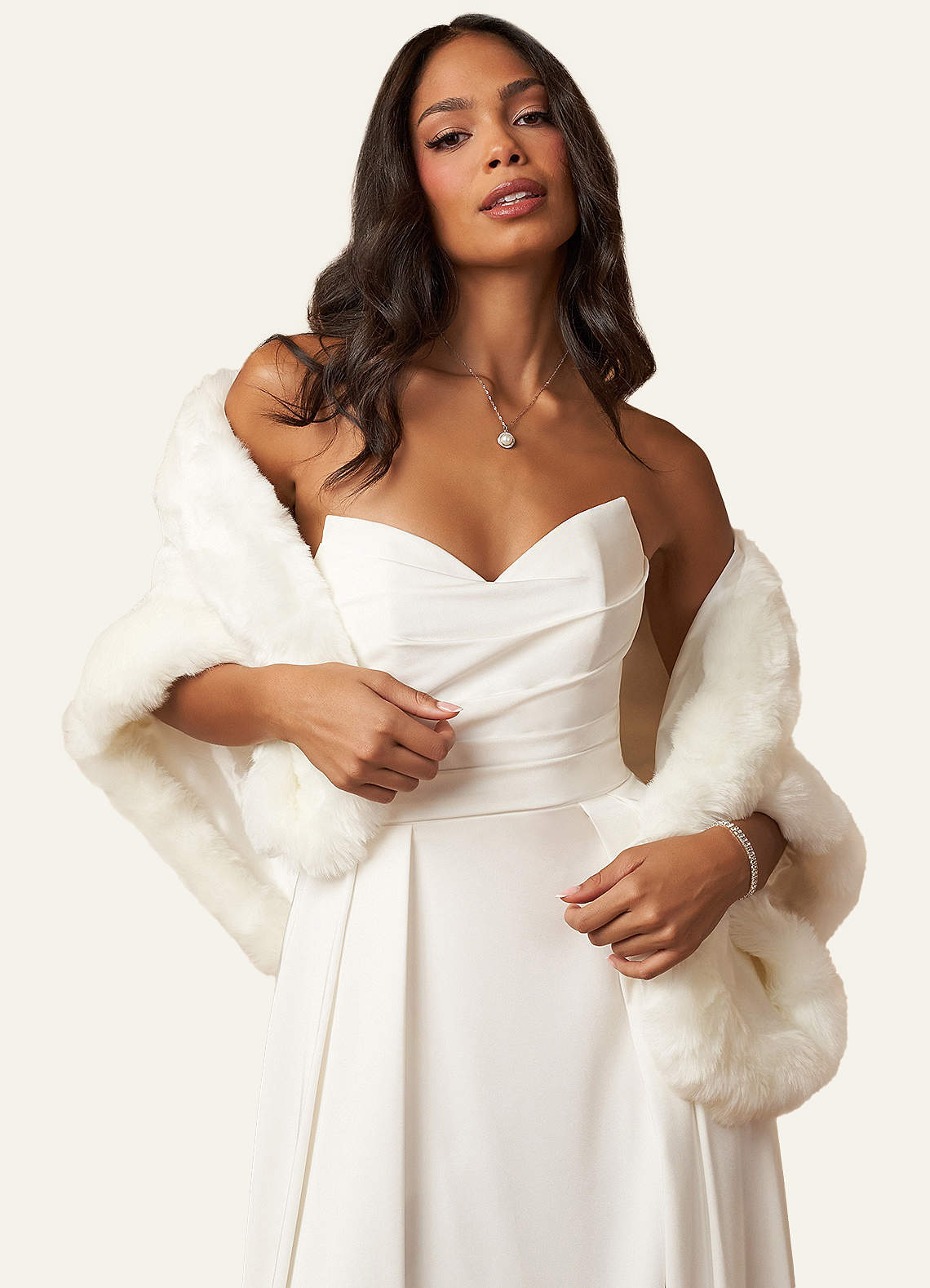 front Charming Faux Fur Wrap