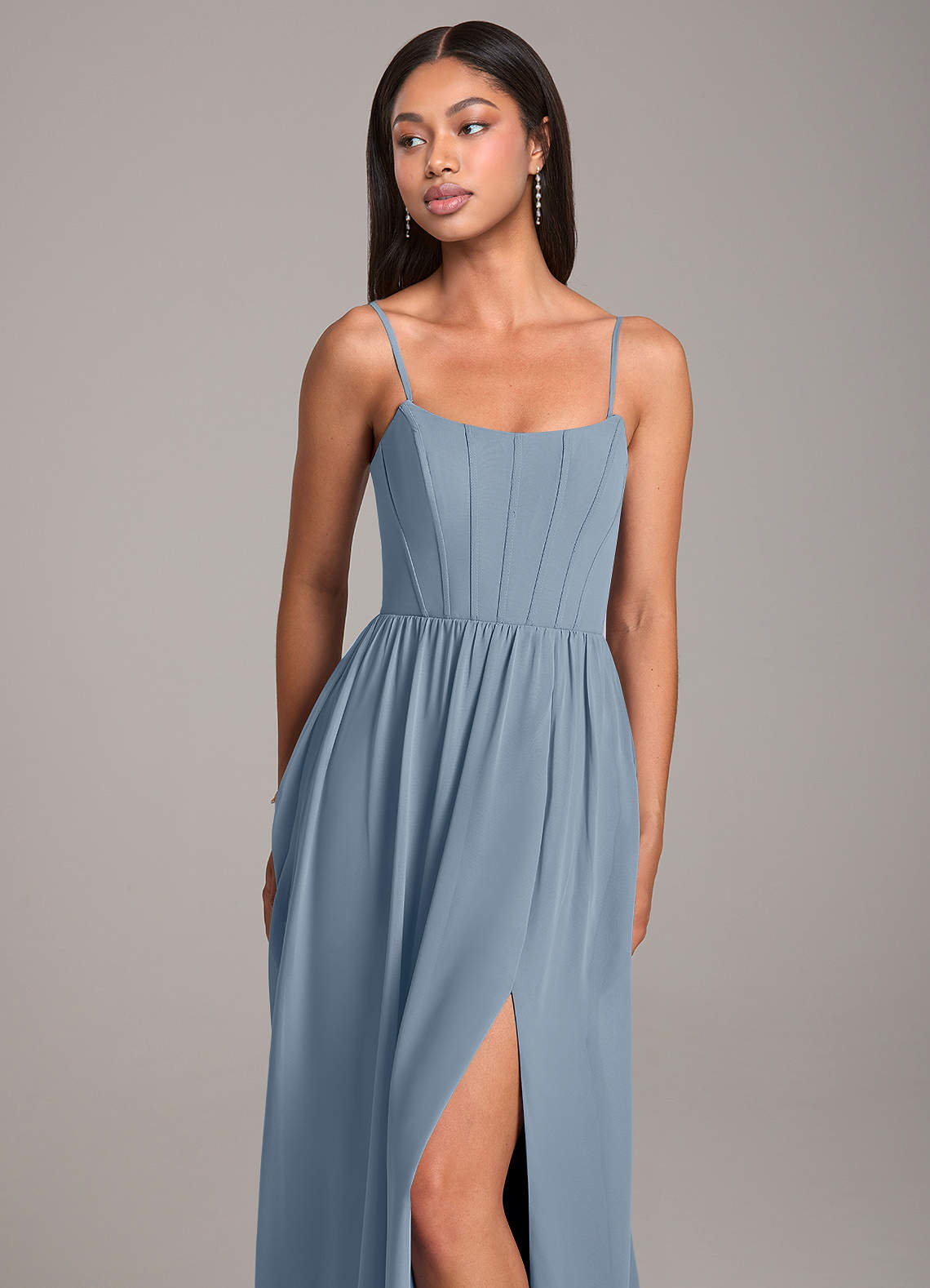 Azazie Kailee Jurken voor bruidsmeisjes Jurk van Chiffon met A-Lijn met Zakken Stoffig Blauw image1