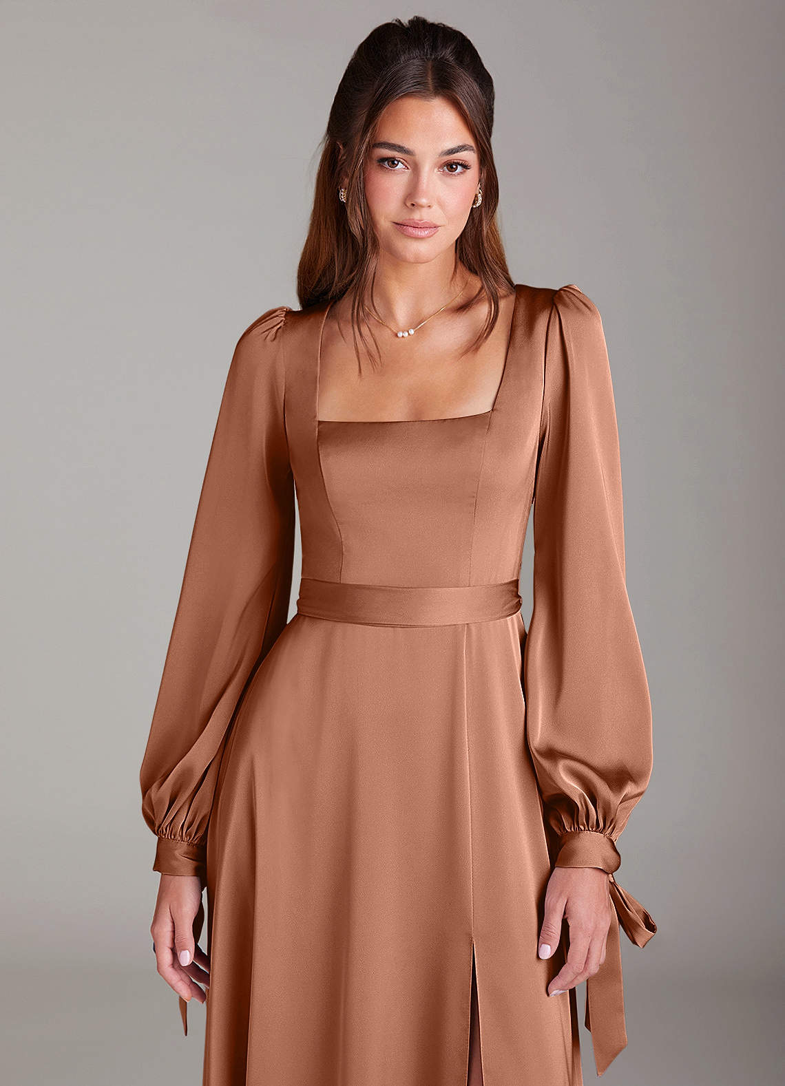 Azazie Leonia Jurken voor bruidsmeisjes Jurk van Stretch Satijn met A-Lijn Lange mouw Bronzeertint image5