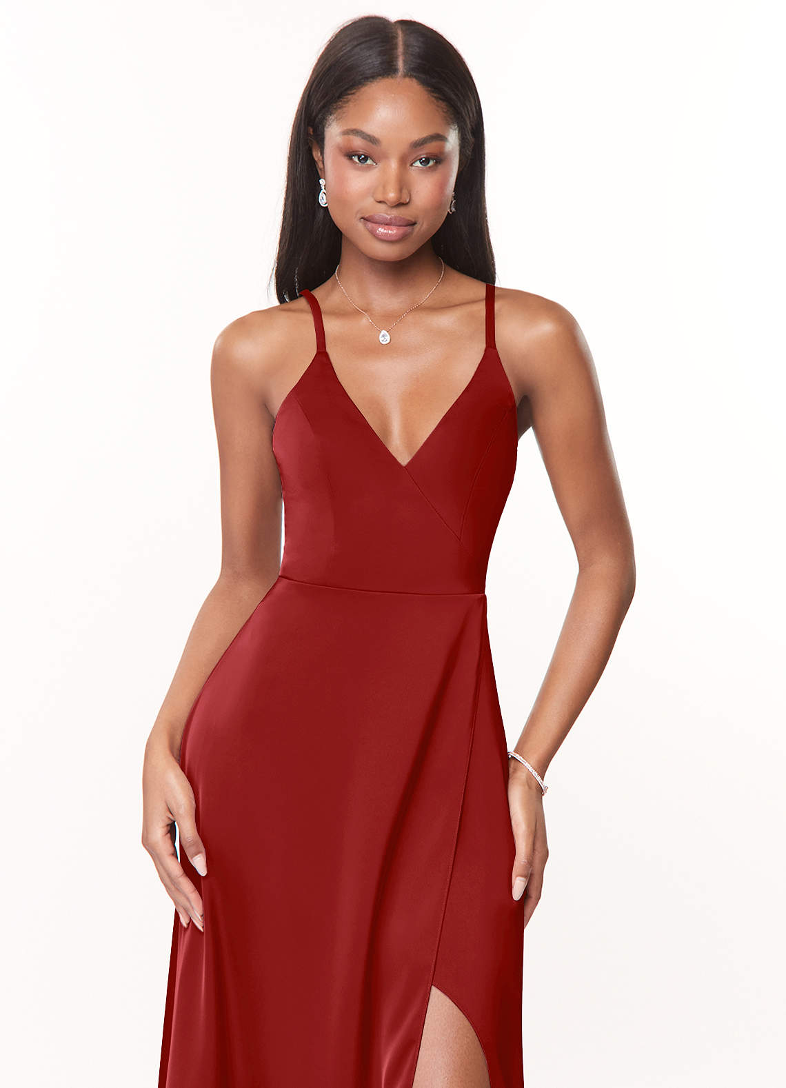 Azazie Maksim Robes de demoiselle d'honneur Robe Trapèze en Satin extensible Col en V Grenade image4