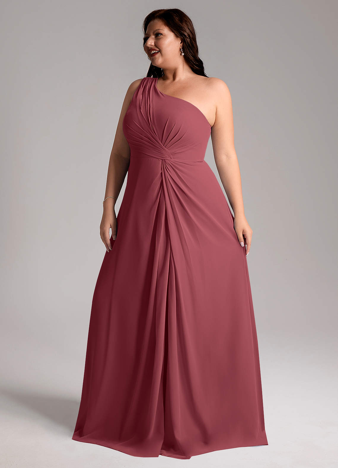Azazie Brooke Vestidos de damas de honor Vestido de Merlot de Gasa de Corte en A con Hombro unilateral image11