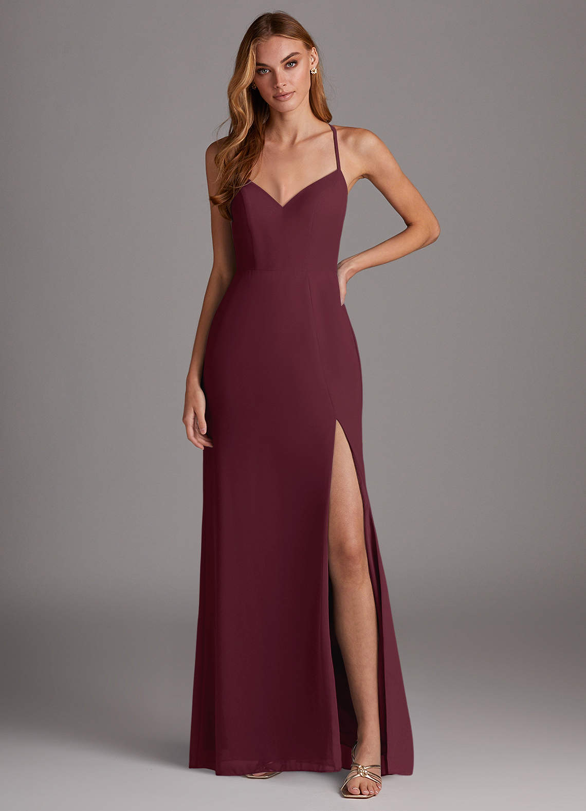 Azazie Manila Brautjungfernkleider Etui V-Hals Chiffon Kleid Cabernetrot image1