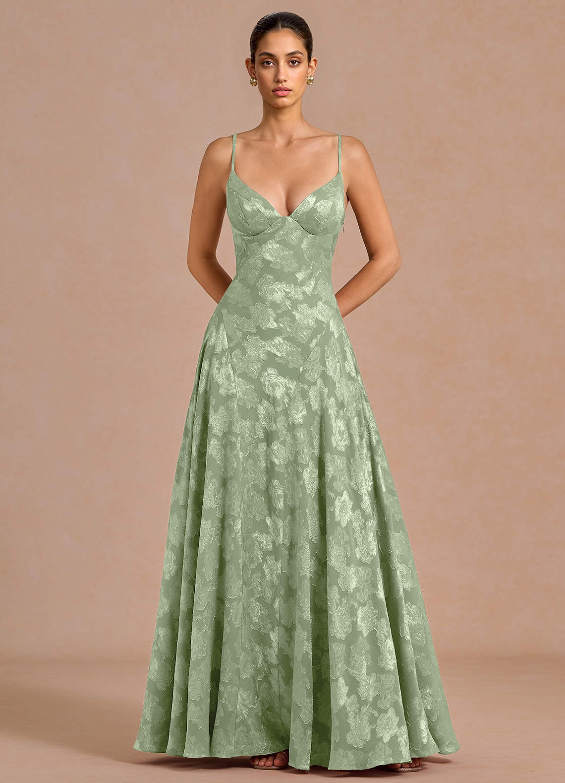 liberty bridesmaid dresses Light Green Maxi Dress Dogs Available in sizes 00 Kendall and Kylie Jenner's Size:Taille:XXL