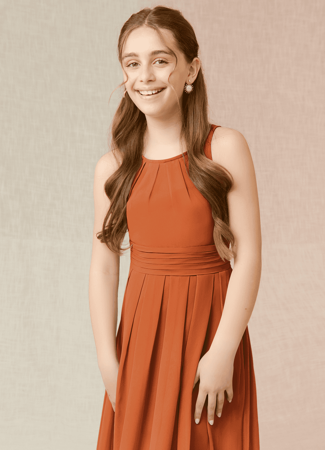 Azazie Bibiane Junior Vestido Canela de Chiffon de Linha A com Plissado image5