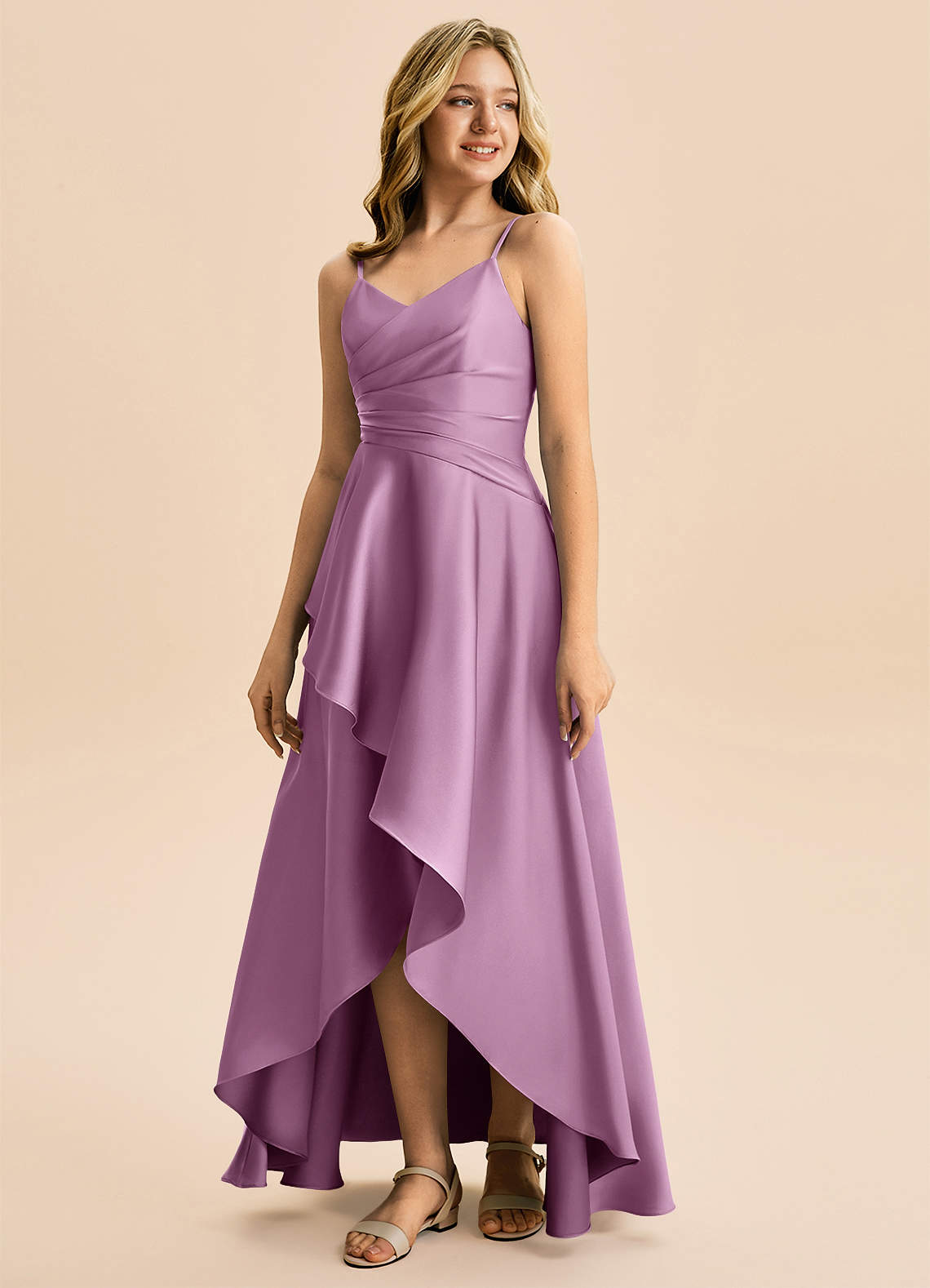 Azazie Eirlys Junior Abito A-Line in Raso Elasticizzato Plissettato Glicine image4