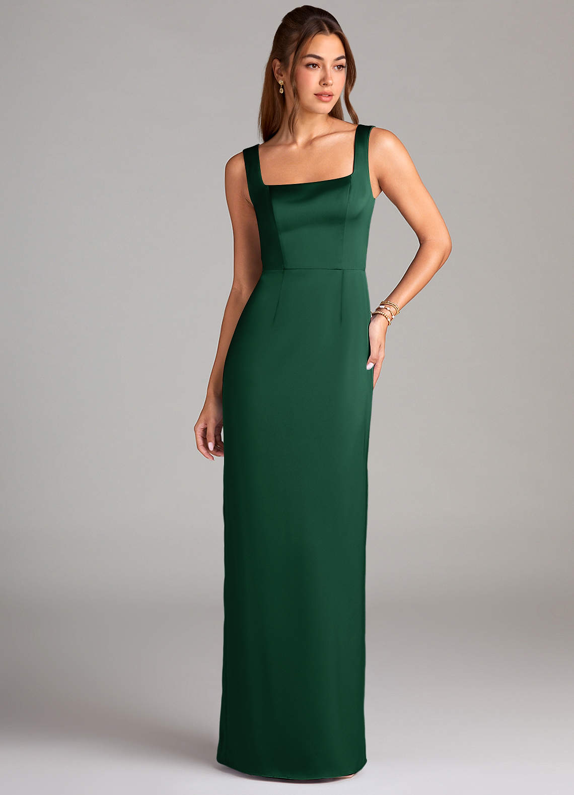 Azazie Flori Vestidos de damas de honor Vestido de Verde Oscuro de Satén Elástico de Corte Recto con Corte Lateral image1
