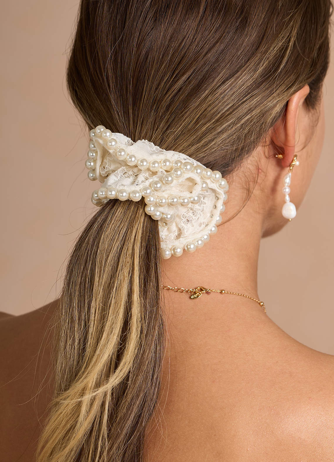 front Pearl Lace Scrunchie