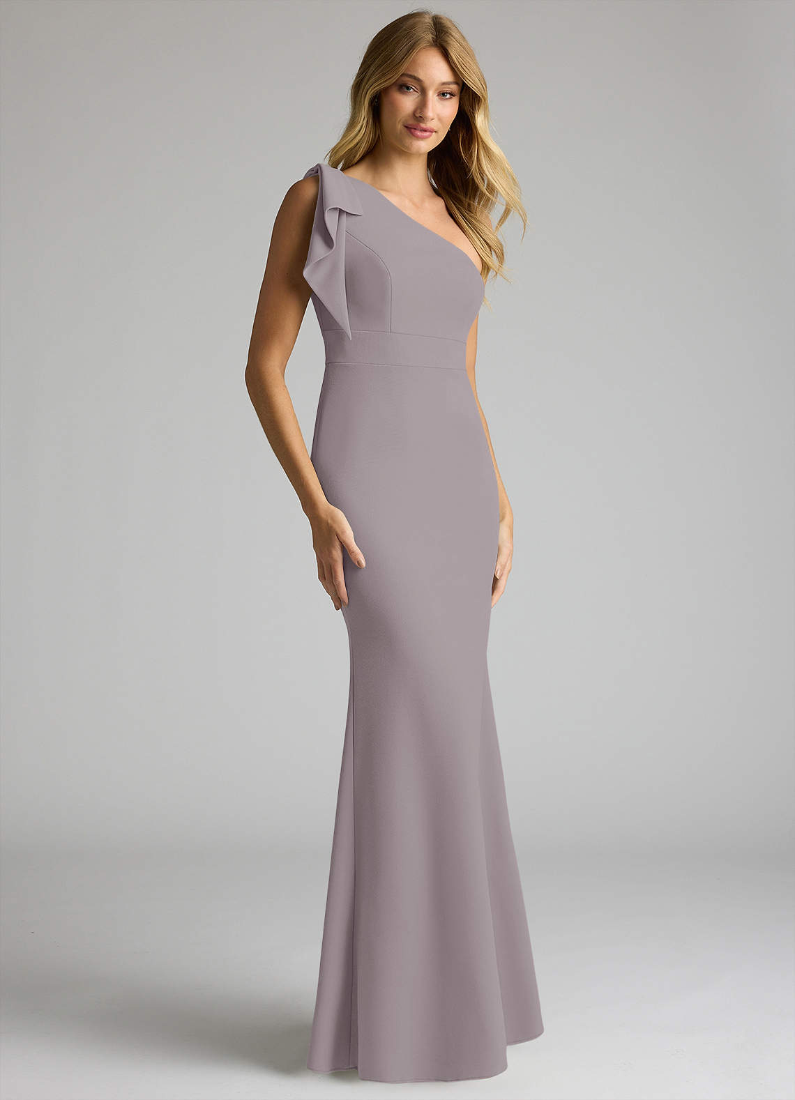 Azazie Rinna Brautjungfernkleider Meerjungfrau-Linie One-Shoulder Stretch-Krepp Kleid Dämmerung image1