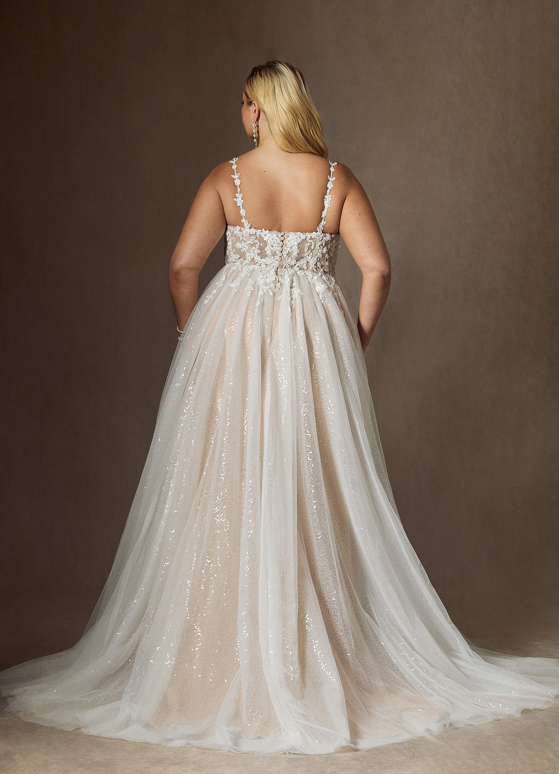 Azazie Florian Bröllopsklänningar Klä av A-Linje i Tyll V-ringning med paljetter Diamant Vit Naken image7