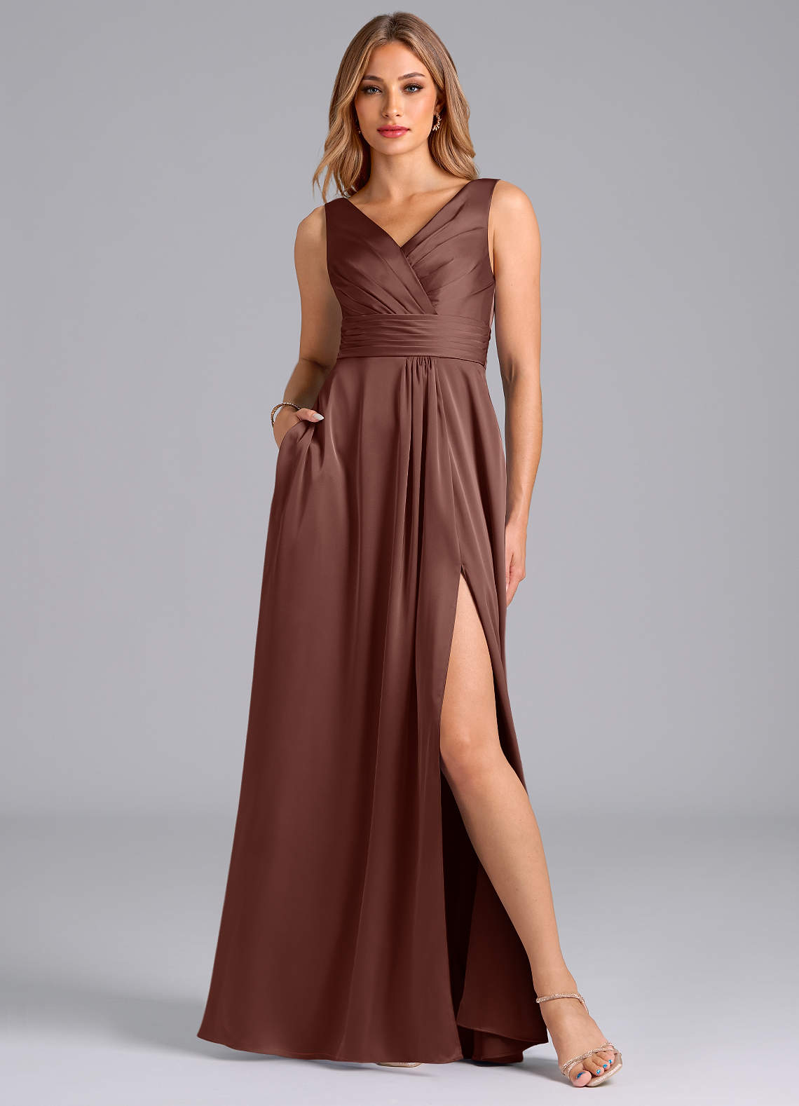 Azazie Karina Vestidos de madrinha de casamento Vestido Café Expresso de Cetim elástico de Linha A com Plissado image1