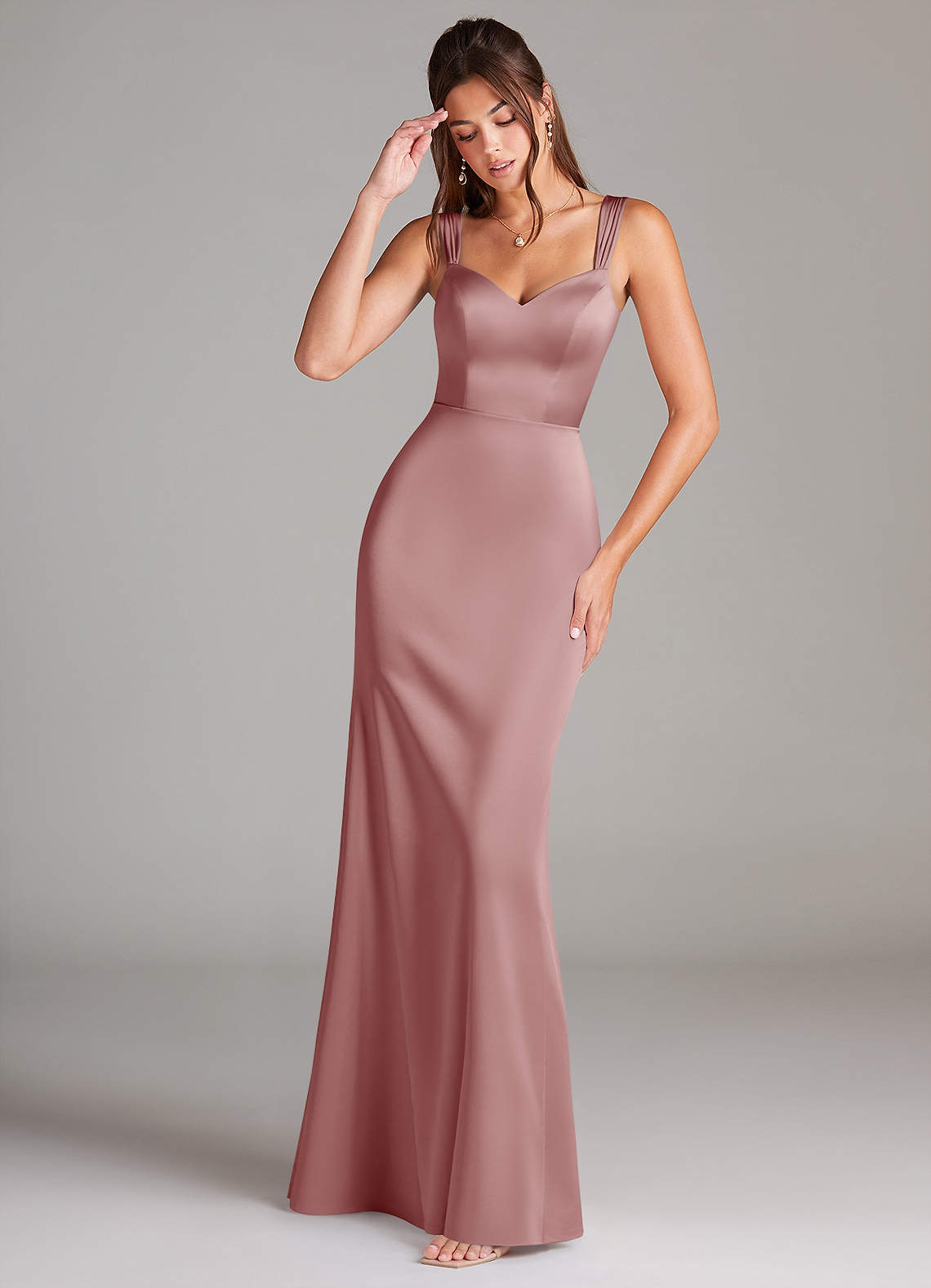 Azazie Denice Abiti da Damigella Abito Tubino in Raso Elasticizzato Plissettato Rosa Polverosa image1