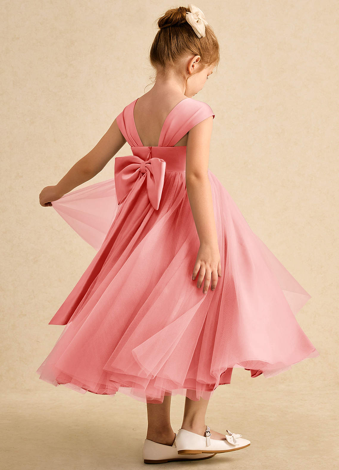 Azazie Chickadee vestidos de niña de las flores Vestido de Coral de Satin Mate de Princesa con Escote de Corazón image1