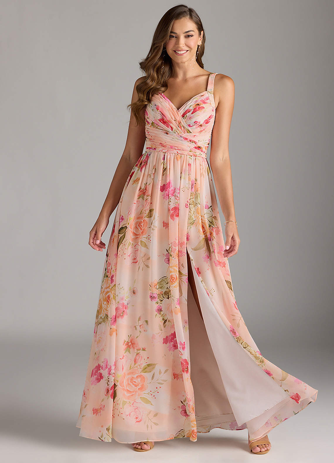Azazie Chanel Jurken voor bruidsmeisjes Jurk van Chiffon met A-Lijn Geplooid Abstract Boeket Bloemen image2