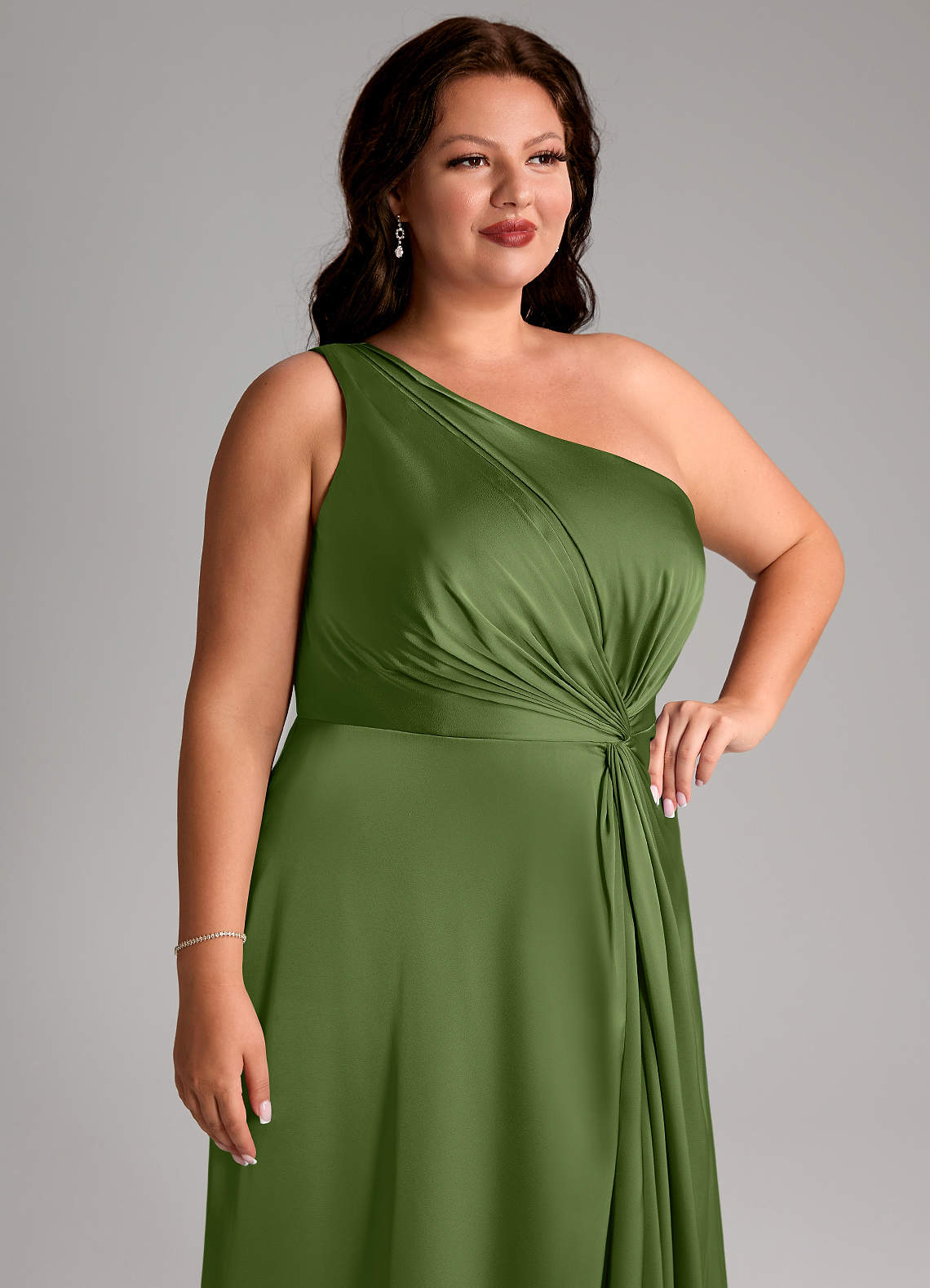 Azazie Brooke Vestidos de damas de honor Vestido de Enebro de Satén Elástico de Corte en A con Hombro unilateral image12