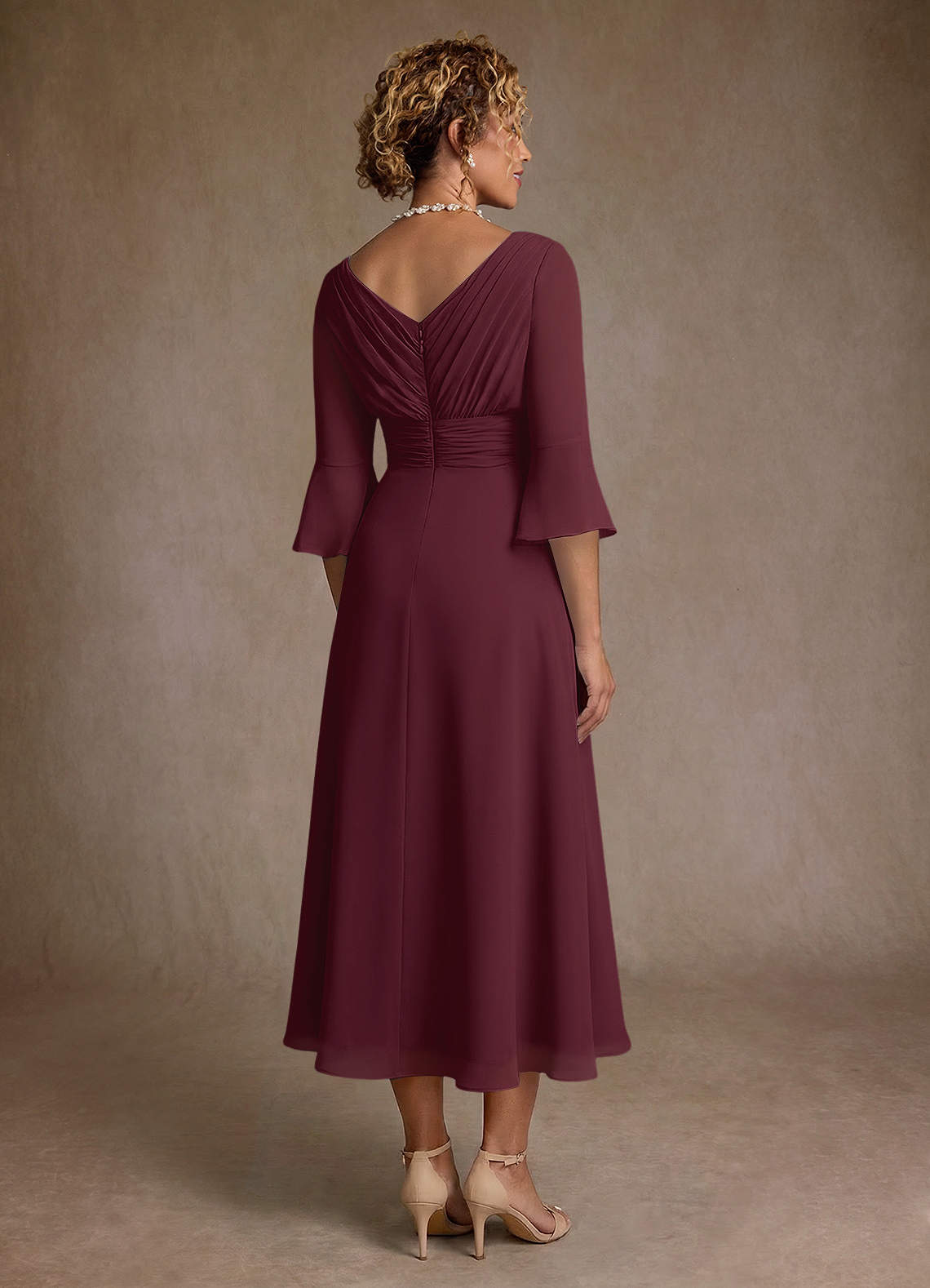 Azazie Aerynne Vestidos para mãe da noiva Vestido Cabernet de Chiffon de Linha A com Plissado image1