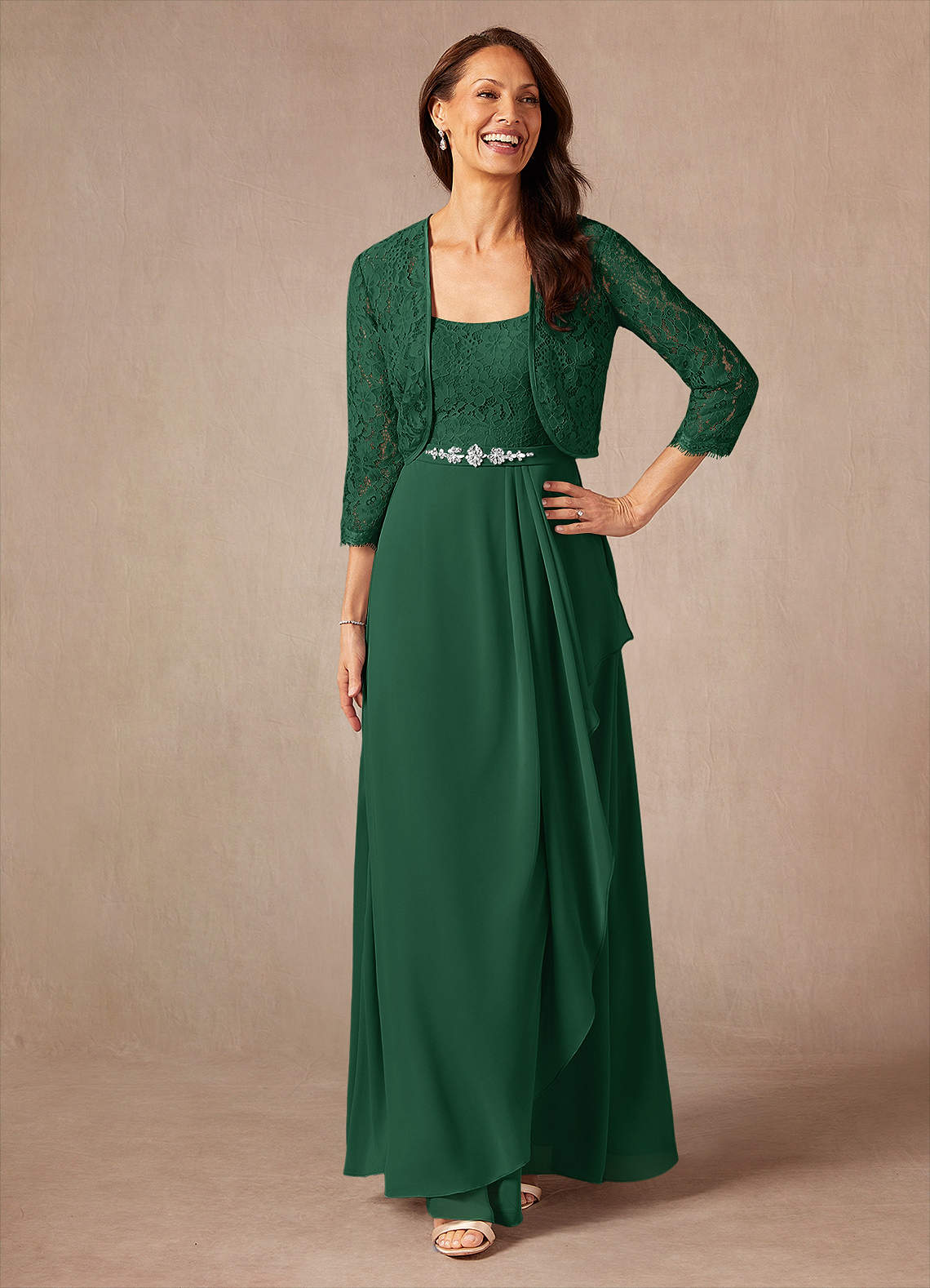Azazie Ainsling vestidos de madre de la novia Vestido de Verde Oscuro de Gasa de Corte En A con Encaje Cuello Cuadrado image1