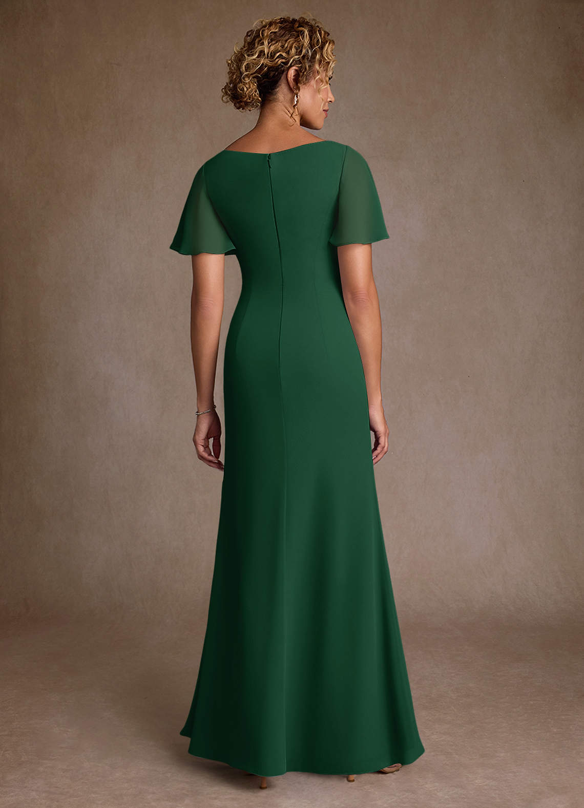 Azazie Suffolk vestidos de madre de la novia Vestido de Verde Oscuro de Gasa de Corte en A con Plisado image2