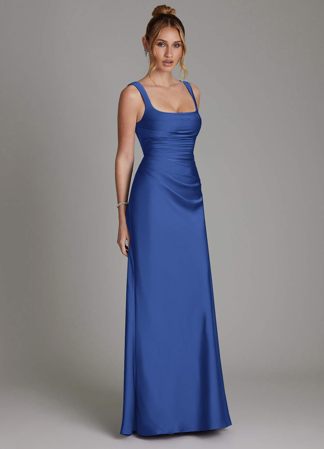 Azazie Agustina Vestidos de madrinha de casamento Vestido Royal Blue de Cetim elástico de sereia com Espartilho image3