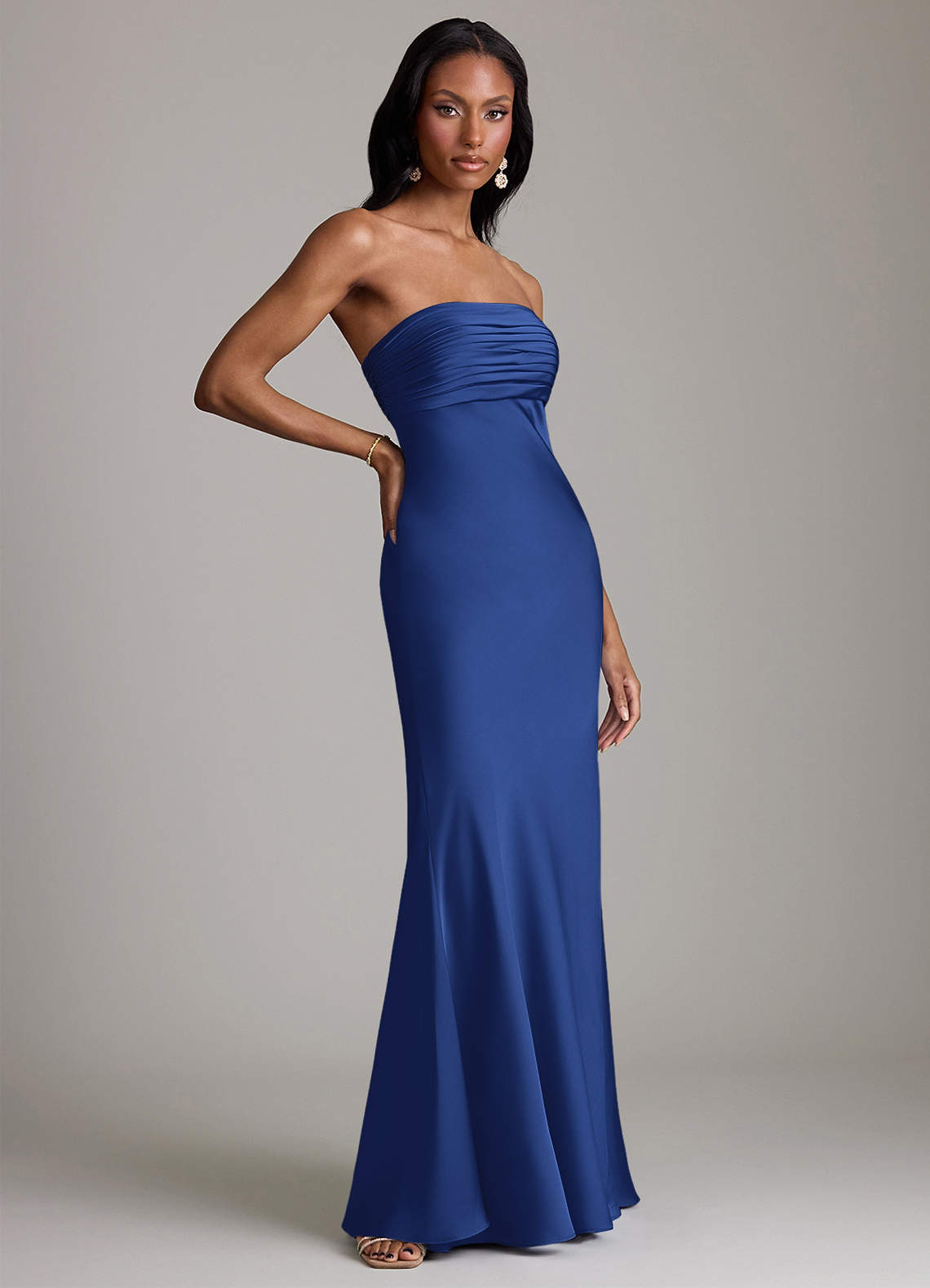 Azazie Saylor Vestidos de madrinha de casamento Vestido Royal Blue de Cetim elástico de sereia com Sem Alças image3