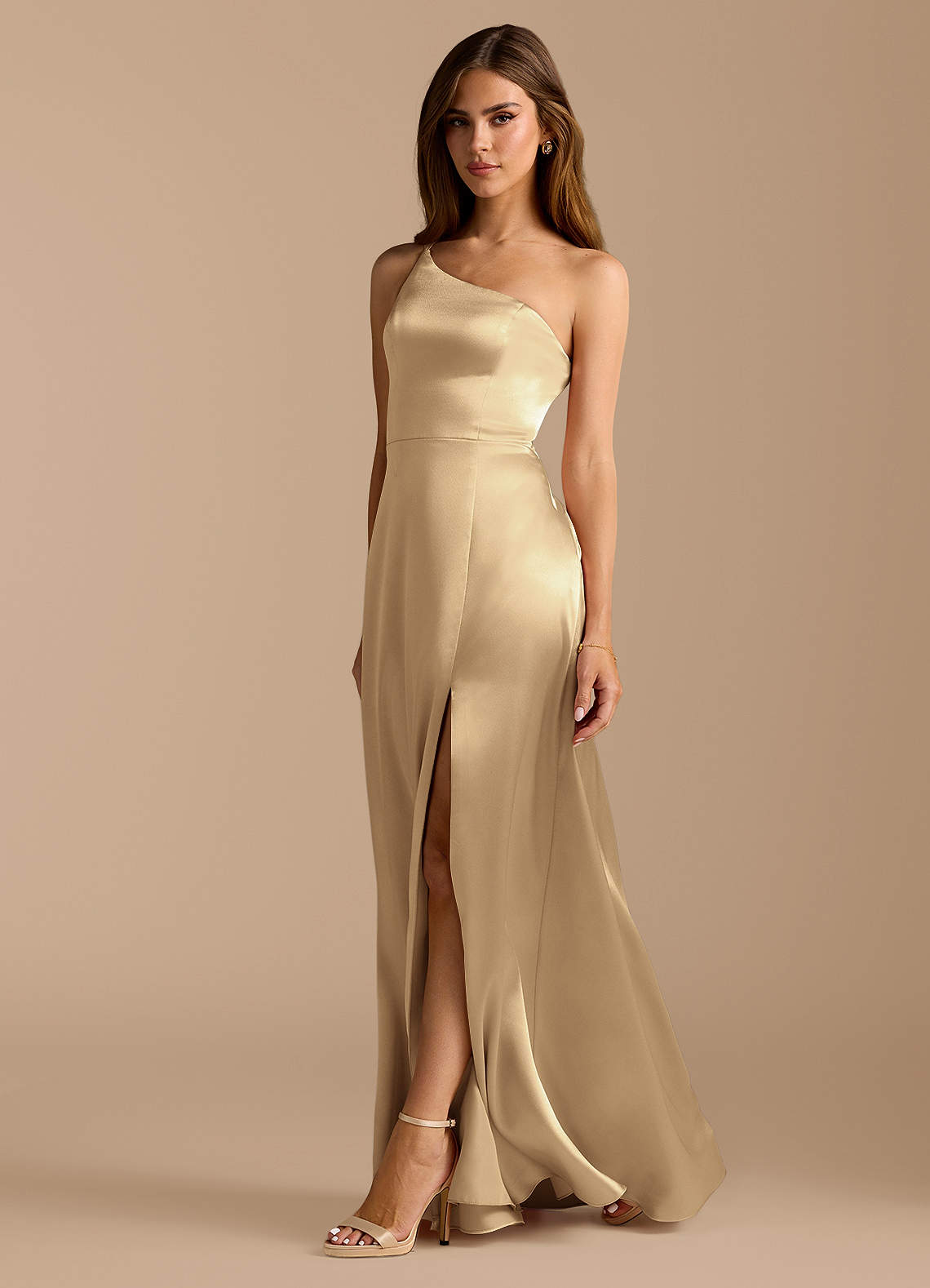 Azazie Trina Jurken voor bruidsmeisjes Jurk van Metaalachtig Satijn met A-Lijn One-Shoulder Champagne image1