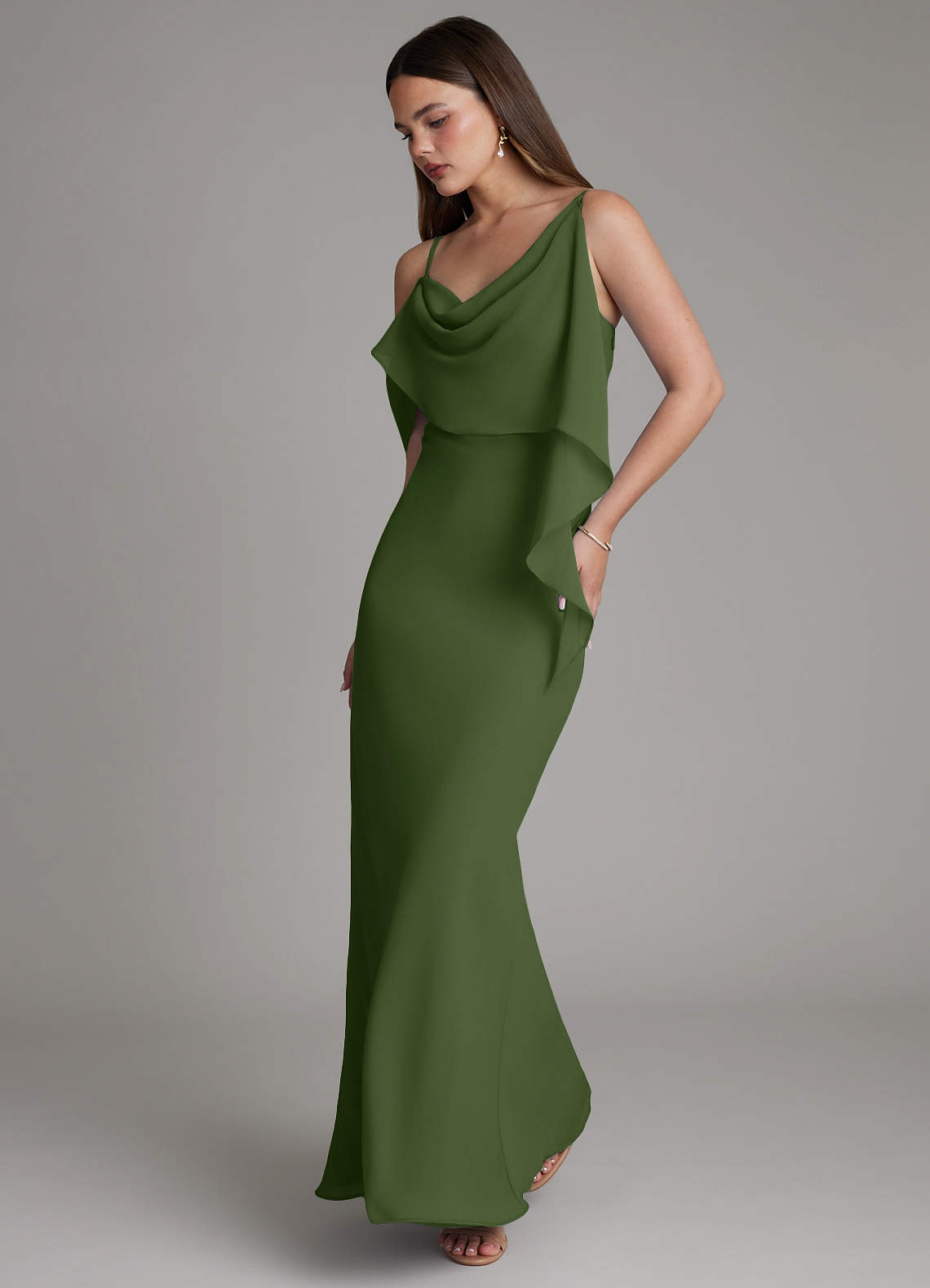 kelly green chiffon bridesmaid dresses Zapaka Women Light Dress Sheath Off the Shoulder Ruffles Long Wedding Guest Dress with Slit, Light Green / UK18 YGroup_8043967316168 short sleeves Color:Style A Black And White White