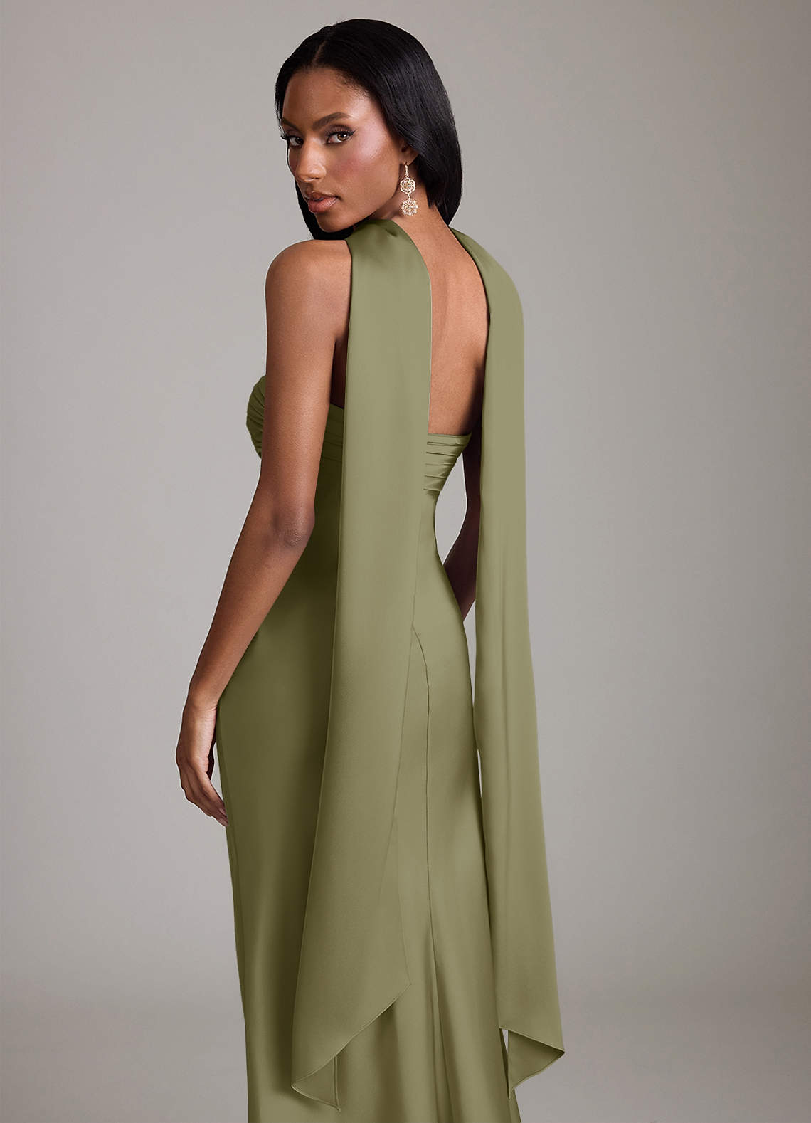 Azazie Saylor Jurken voor bruidsmeisjes Jurk van Stretch Satijn met Zeemeermin Strapless Pistache image6