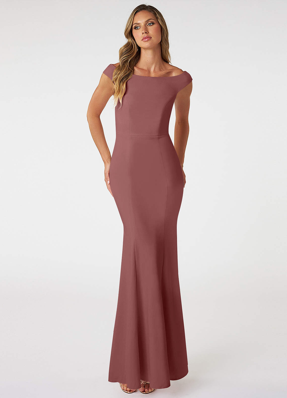 Azazie Nicolina Vestidos de damas de honor Vestido de Rosa Del Desierto de Crepé elástico de Corte Sirena con Escote Cuadrado image1