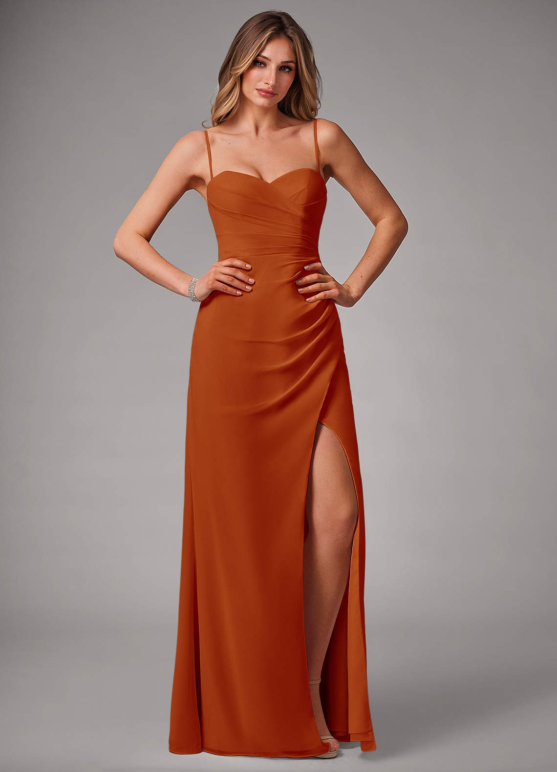 Azazie Haisley Jurken voor bruidsmeisjes Converteerbaar Jurk van Chiffon met Kolom Off the Shoulder Paprika image1