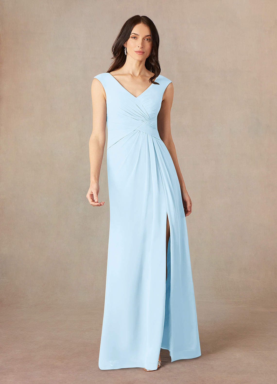 Azazie Sally vestidos de madre de la novia Vestido de Azul Cielo de Gasa de Corte En A con Cuello en V plisado image1