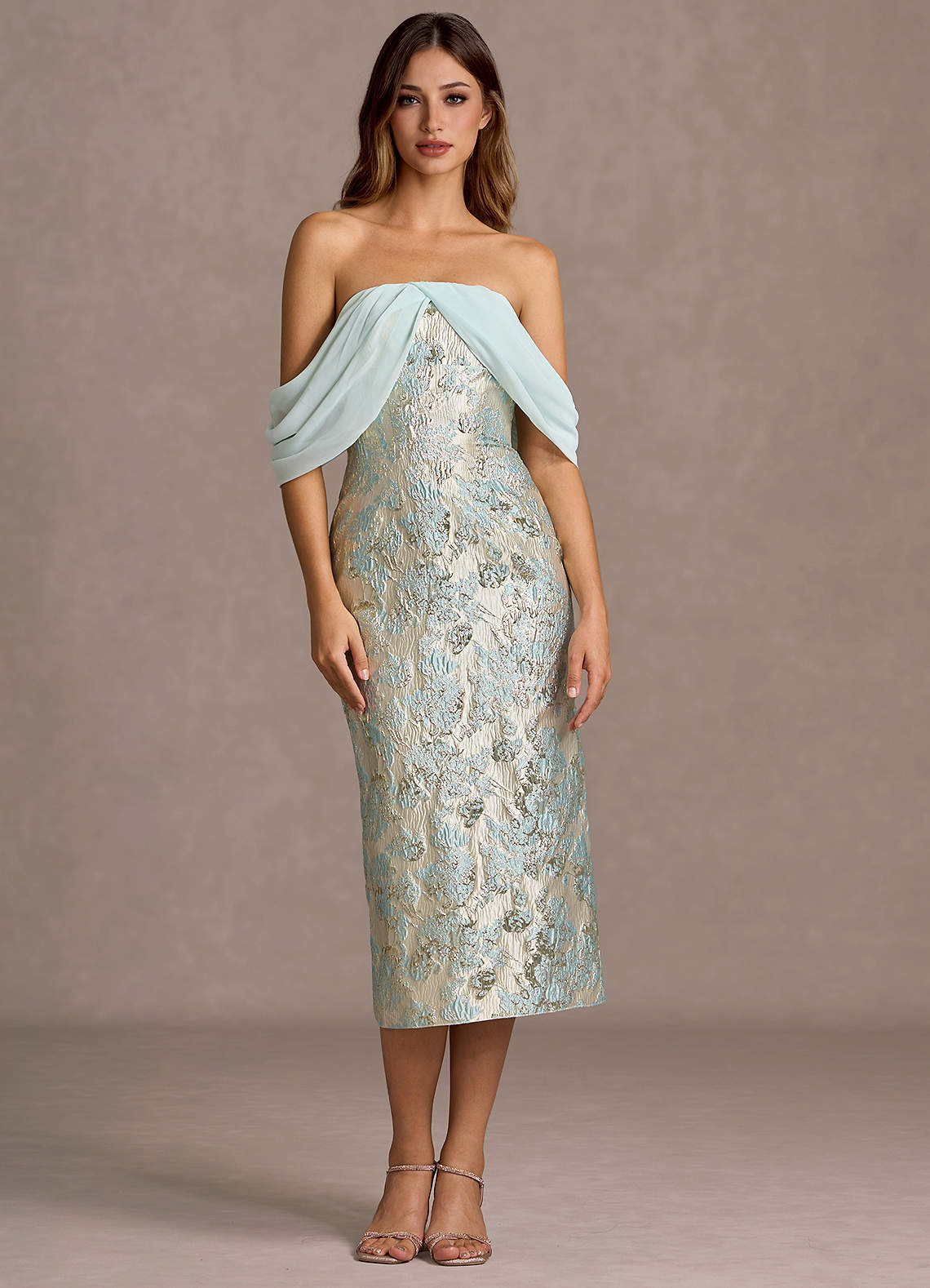 Vestido Cielo Azul Midi Heidi image1