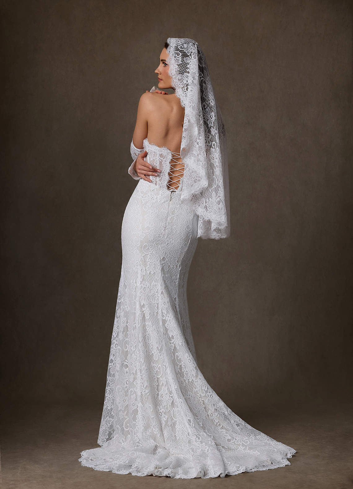 Azazie Issa Vestidos de noiva Vestido Diamante Branco de Renda de Bainha com Sem alças image5