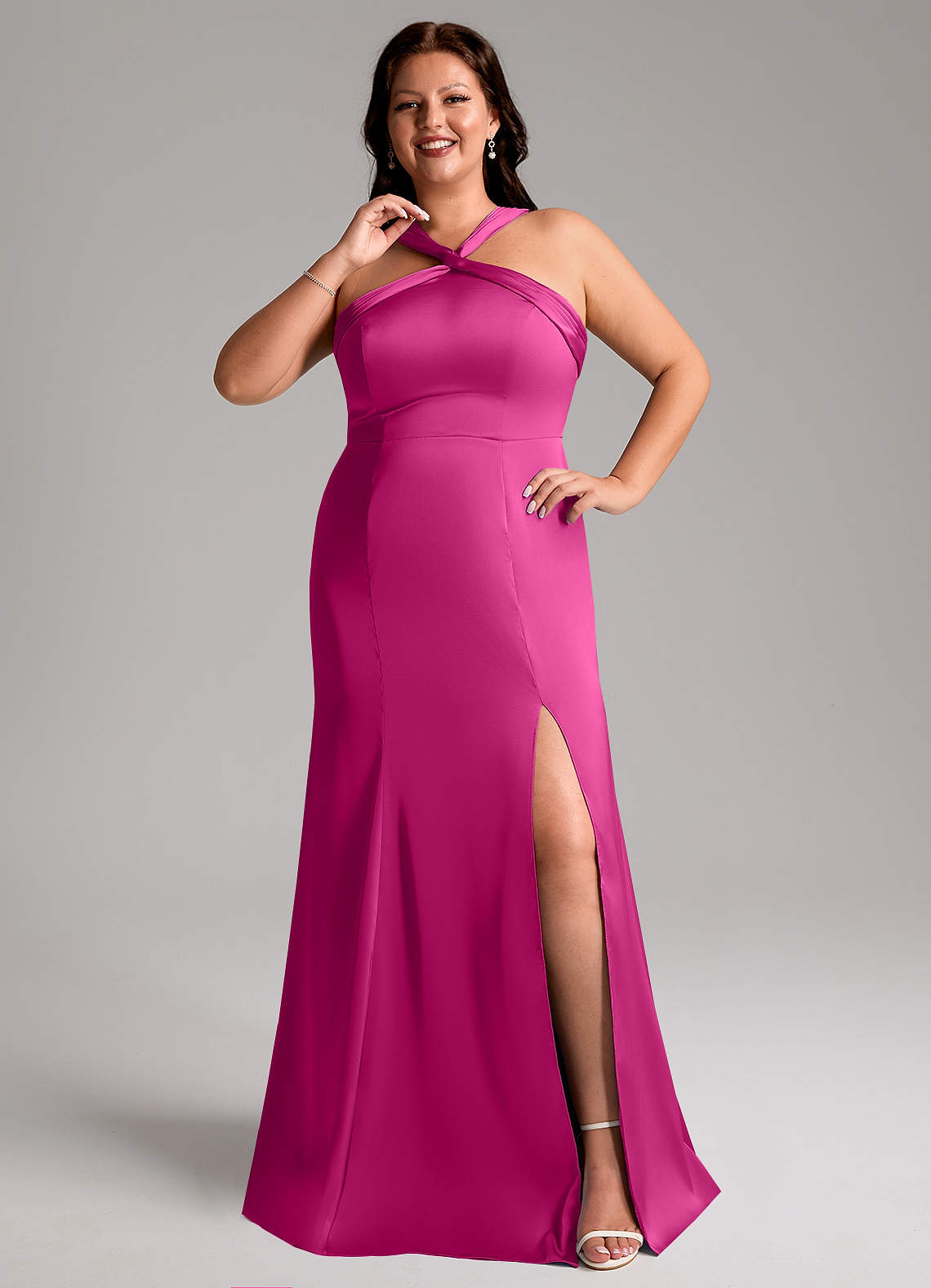 Azazie Rue Robes de demoiselle d'honneur Robe Trapèze en Satin extensible Plissée Fuchsia image1