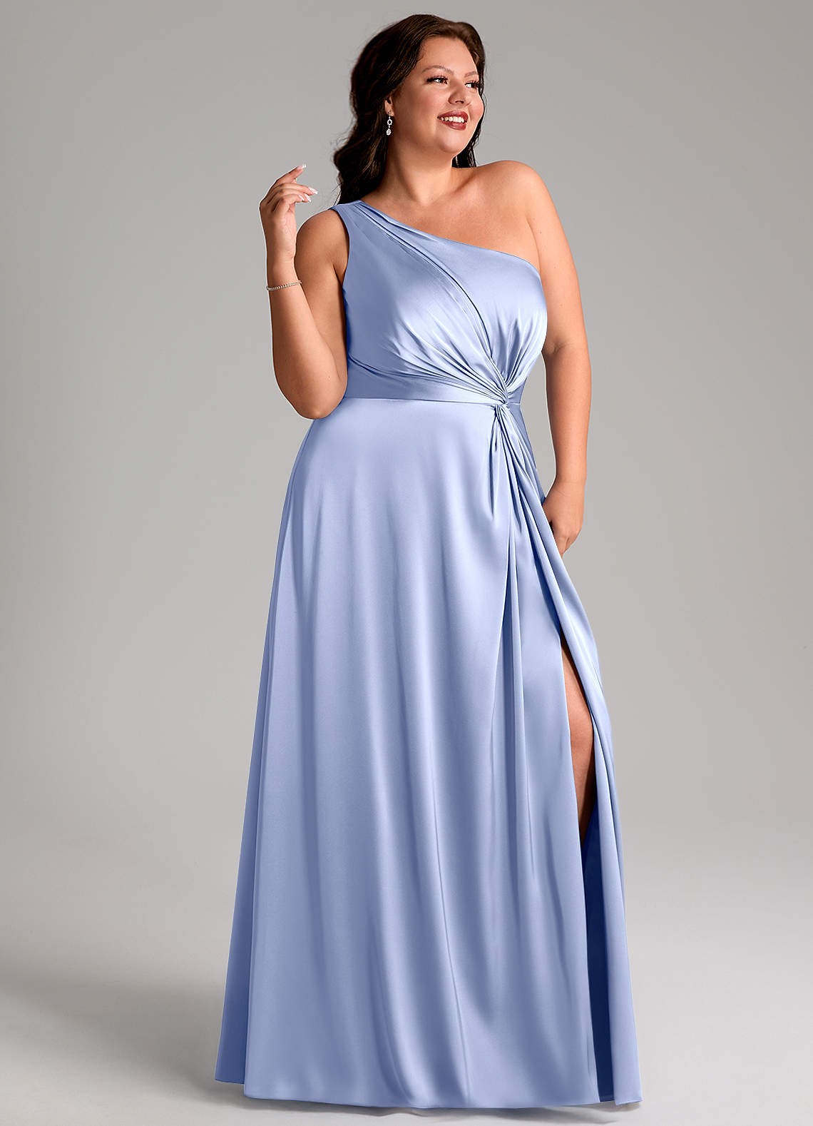 Azazie Brooke Vestidos de madrinha de casamento Vestido Gelo de Cetim elástico de Linha A com Um ombro image10