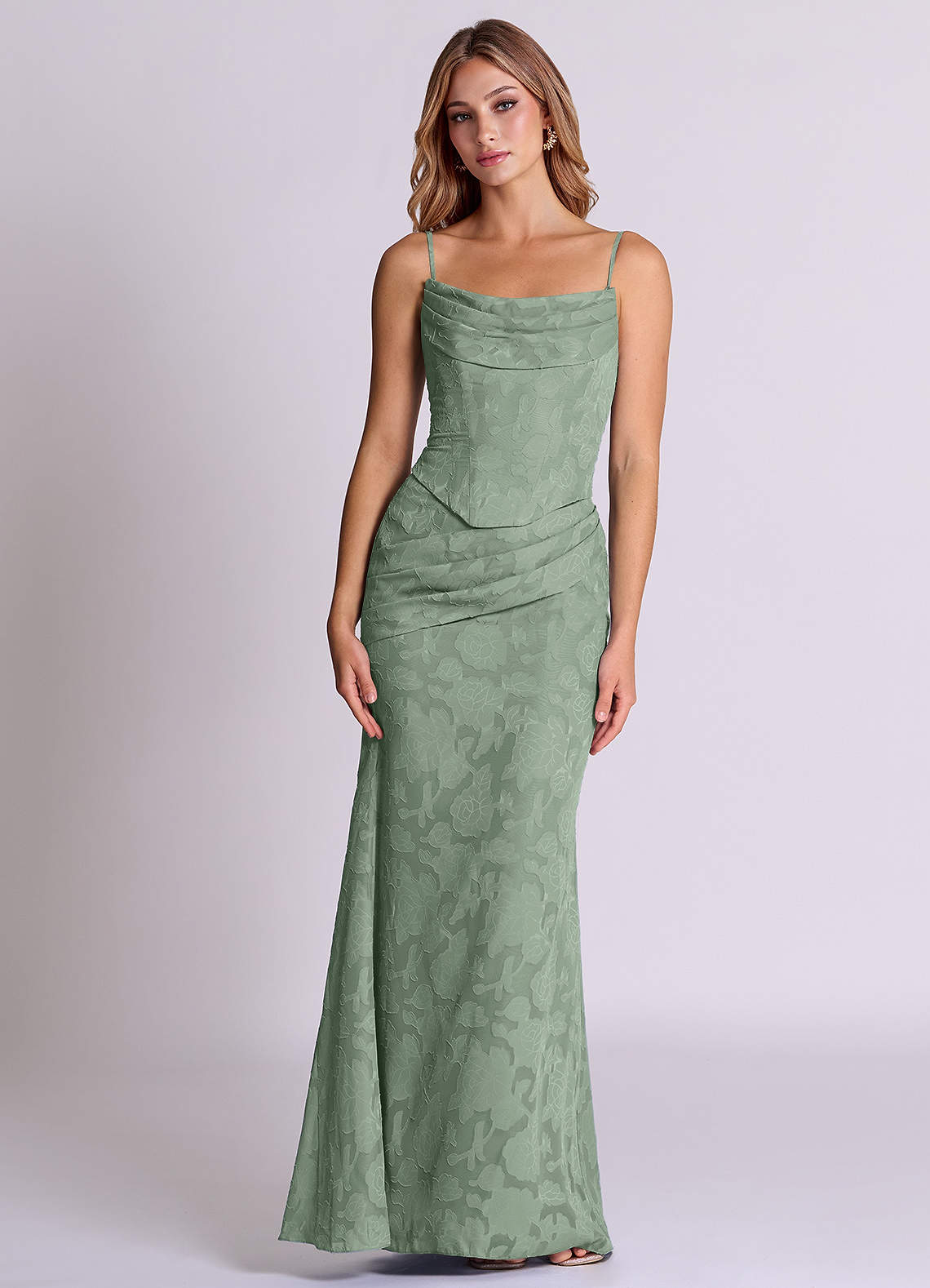 Azazie Sorrel Vestidos de damas de honor Vestido de Matcha de Devorado Floral de Corte Sirena Convertible con Corsé image5