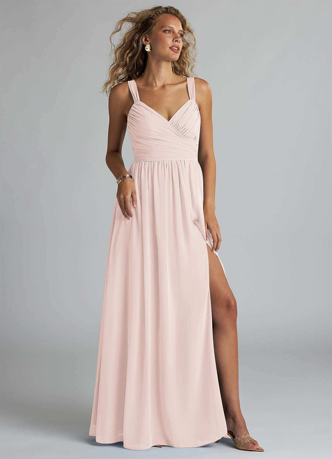 Azazie Aziza Brautjungfernkleider A-Linie V-Hals Gefaltet Chiffon Kleid Blassrosa image1