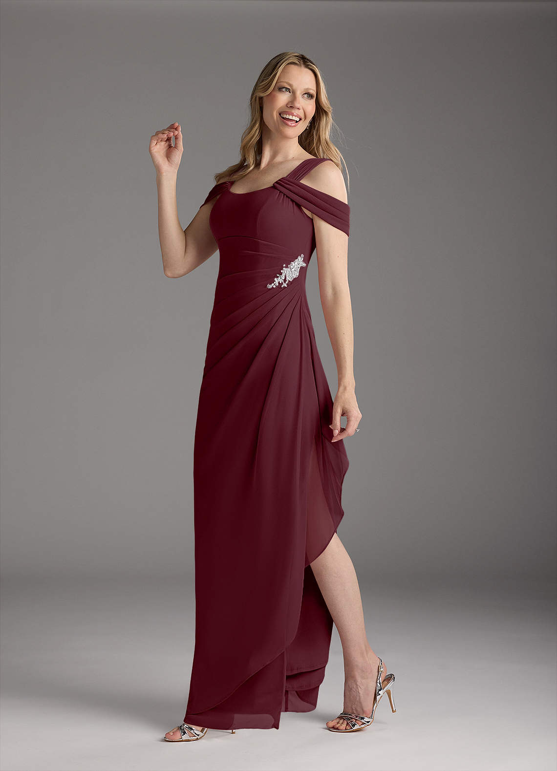 Azazie Weitzman vestidos de madre de la novia Vestido de Cabernet de Malla de Recto con Lentejuela image1