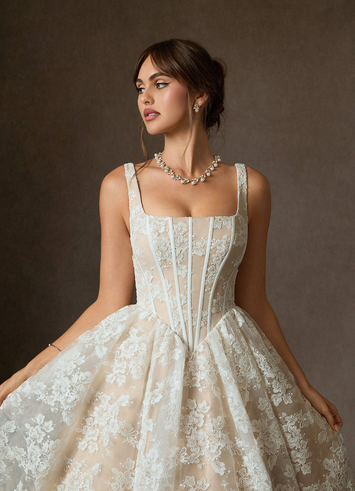 Azazie Geneva Vestidos de noiva Vestido Diamante Branco Champanhe de Renda de Vestido de baile com Decote Quadrado image7