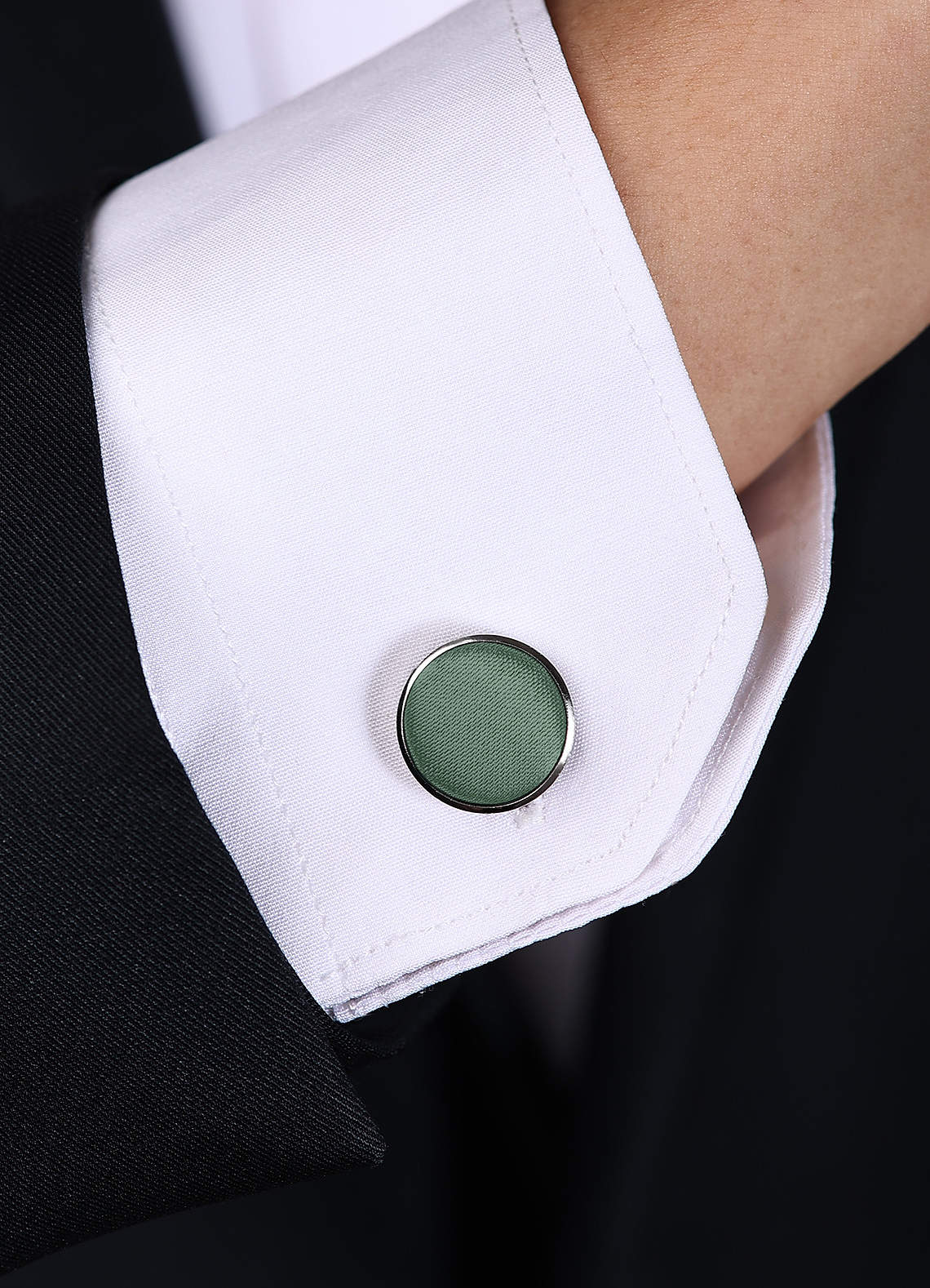 front Abotoaduras arredondadas em cetim fosco