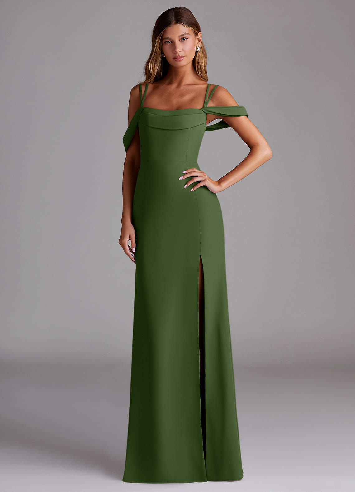 Azazie Callan Brautjungfernkleider Wandelbar Meerjungfrau-Linie Plissee Chiffon Kleid Olivgrün image1