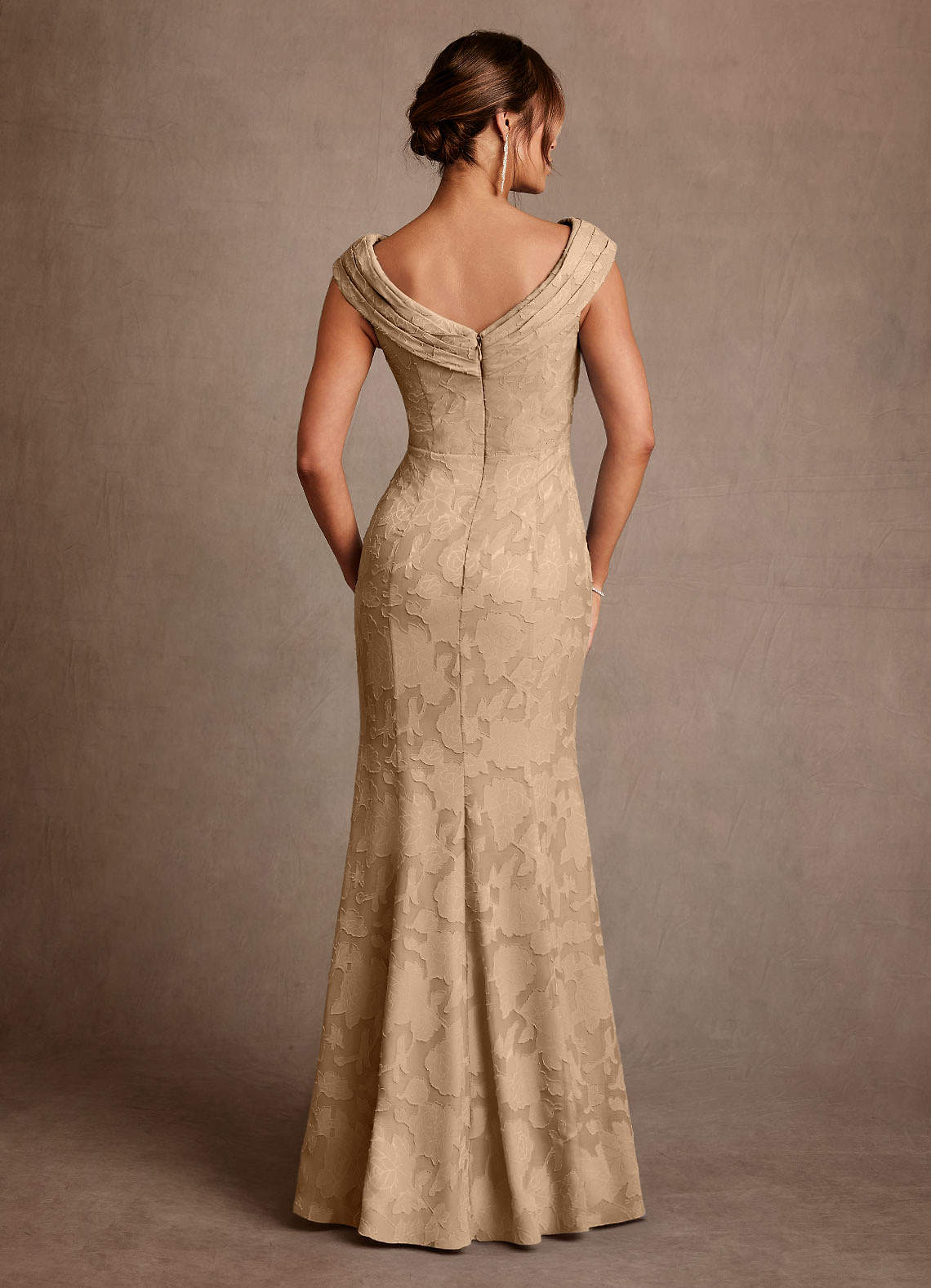 Sage Bridesmaid Dresses Beholden Mother Of The Bride Azazie Aberdeen Champagne Sheath Pleated Floral Burnout Dress Sage Bridesmaid Dresses Beholden Mother Of The Bride Azazie Aberdeen Champagne Sheath Pleated Floral Burnout Dress